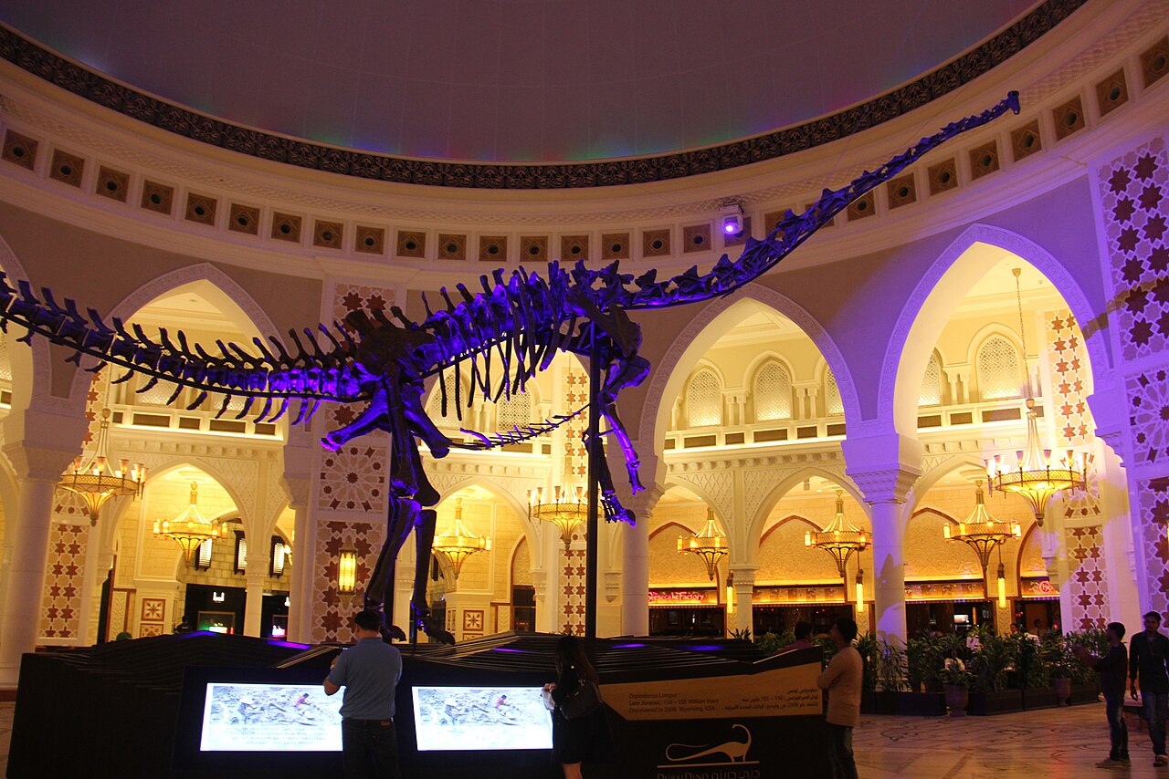 Shopping mall walkway